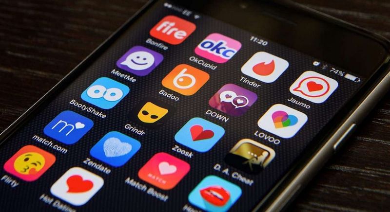 The Dos and Do n'ts of Interracial Dating: Tips for Respect